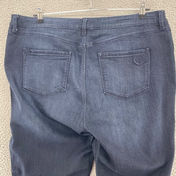 Hot In Hollywood Jean Women 2X Plus Navy Silky Denim Pull On Flare Vital Stretch - Picture 4 of 13
